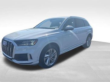 Used 2023 Audi Q7 Premium