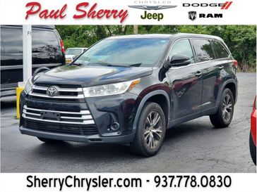 Used 2019 Toyota Highlander LE