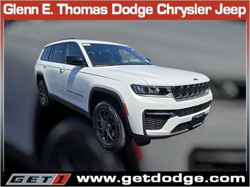 New 2027 Jeep Grand Cherokee Laredo Altitude