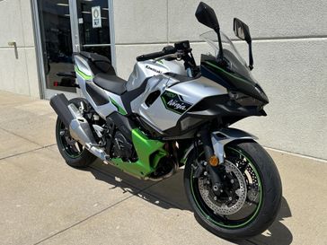2024 Kawasaki NINJA 7 Hybrid ABS
