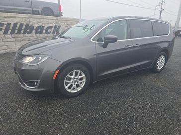 Used 2017 Chrysler Pacifica Touring L