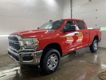 2024 RAM 2500 Tradesman Crew Cab 4x4 6'4' Box