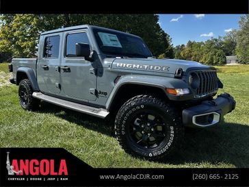 New 2025 Jeep Gladiator High Tide 4x4