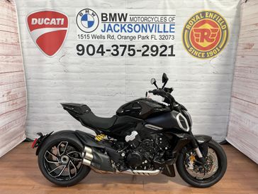 New 2025 Ducati DIAVEL V4 