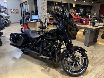 USED 2024 HARLEY STREET GLIDE 