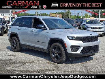 Used 2023 Jeep Grand Cherokee Altitude 4x4