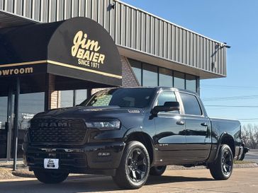 New 2026 RAM 1500 Big Horn Crew Cab 4x4 5'7' Box