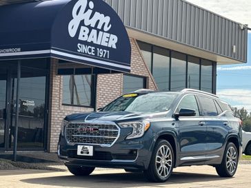 Used 2024 GMC Terrain Denali