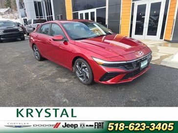 Used 2025 Hyundai Elantra SEL Convenience