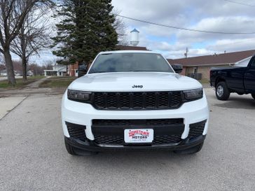 2024 Jeep Grand Cherokee L Altitude 4x4