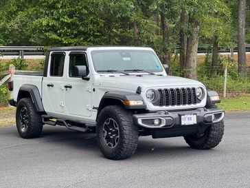 2025 Jeep Gladiator Sport S