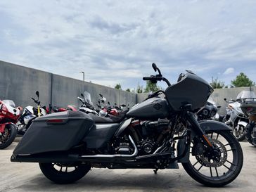Used 2018 HARLEY ROAD GLIDE CVO ROAD GLIDE 