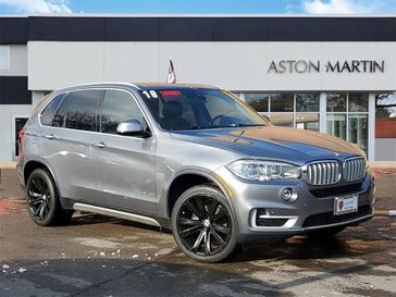2018 BMW X5 xDrive35i in a Gray exterior color and Blackinterior. Glenview Luxury Imports 847-904-1233 glenviewluxuryimports.com 