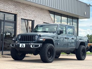Used 2024 Jeep Gladiator Sport