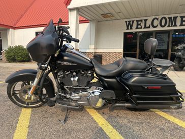 Used 2017 Harley-Davidson Street Glide�� Special 