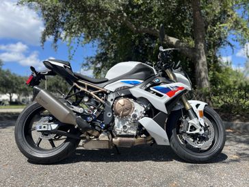 2024 BMW S 1000 R