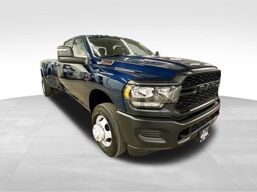 2024 RAM 3500 Tradesman Crew Cab 4x4 8' Box