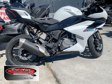 New 2025 CFMOTO 300NK 