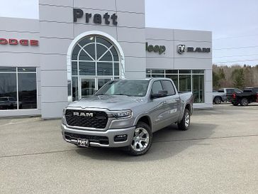 2025 RAM 1500 4x4 Crew Cab 5'7 Box