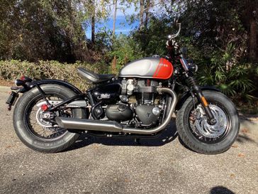 2025 Triumph Bonneville Bobber