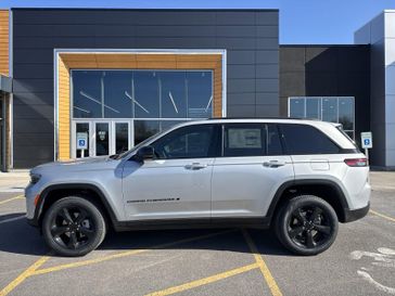 2025 Jeep Grand Cherokee Limited 4x4