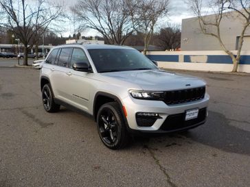 New 2025 Jeep Grand Cherokee Limited 4x4