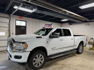 2024 RAM 3500 Limited 4X4 Crew Cab SWB's photo
