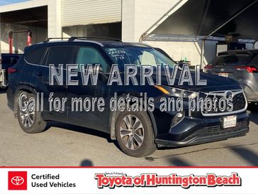 Used 2023 Toyota Highlander XLE