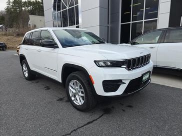 2025 Jeep Grand Cherokee Laredo X 4x4