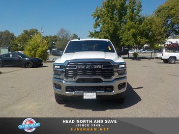 2025 RAM 2500 Crew Cab Big Horn 4WD