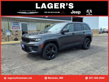 Used 2023 Jeep Grand Cherokee Altitude
