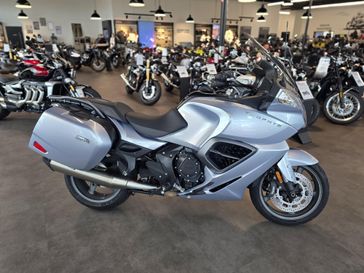 Used 2014 Triumph TROPHY SE 
