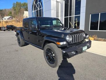 2025 Jeep Gladiator Nighthawk 4x4