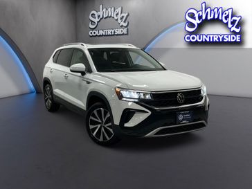 Used 2023 Volkswagen Taos SE AWD