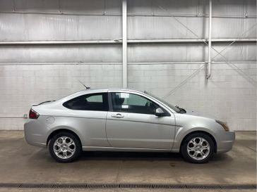 Used 2010 Ford Focus SE