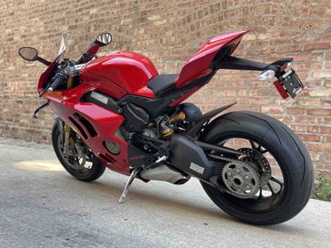 2023 Ducati PANIGALE V4 S