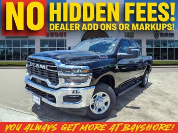 2025 RAM 2500 Tradesman Crew Cab 4x4 6'4' Box