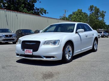 Used 2016 Chrysler 300 Limited RWD