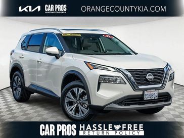 Used 2022 Nissan Rogue SV