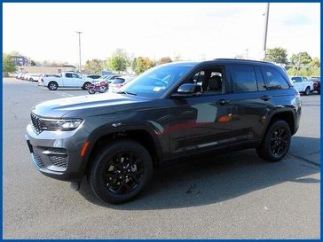 New 2025 Jeep Grand Cherokee 