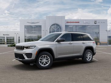 New 2025 Jeep Grand Cherokee Laredo X 4x2