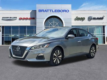 Used 2022 Nissan Altima 2.5 SV