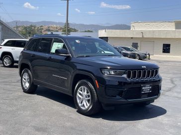 New 2026 Jeep Grand Cherokee Laredo X 4x4