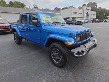 New 2025 Jeep Gladiator Sport S 4x4