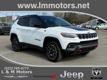 Used 2025 Jeep Compass Trailhawk