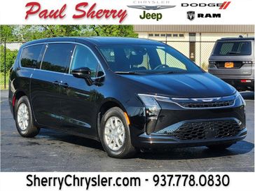 New 2027 Chrysler Pacifica Select