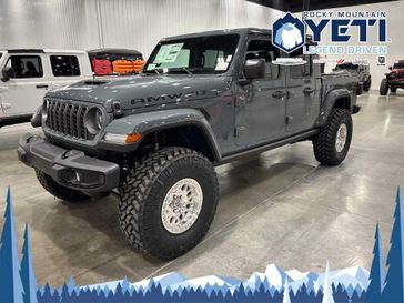 New 2025 Jeep Gladiator Sport S 4x4