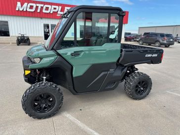 New 2026 Can-Am Defender DPS CAB 