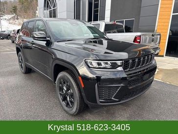 New 2026 Jeep Grand Cherokee Laredo Altitude 4x4