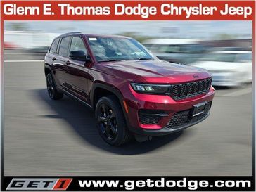 New 2025 Jeep Grand Cherokee Altitude 4x2